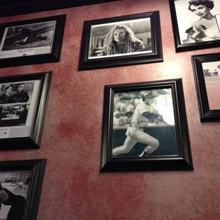 Lots of signatures on the wall