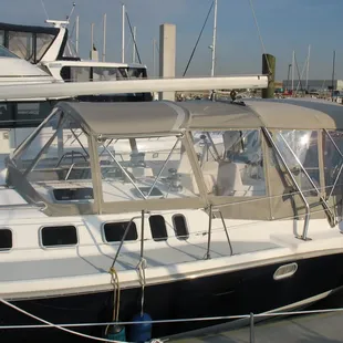 Bimini, dodger, connector and enclosure
