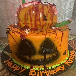 Custom bday cake!