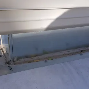 Pic 3: New Evaporative Cooler install with new flashing and new duct drop install