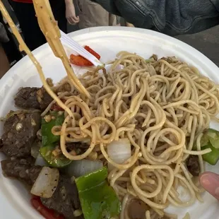 Shaking beef with garlic noodle