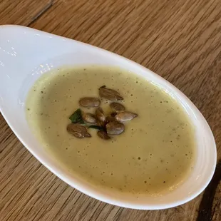 Amuse Bouche Crab Crustini
