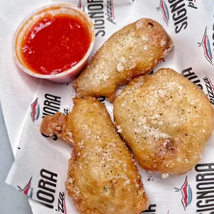 Squash Blossom (Fried filled with cheese)