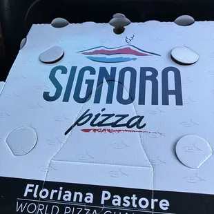 Pizza box