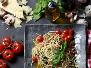 Amedeo Pizza Italian Cafe