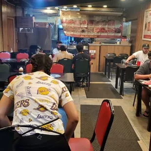 Nearly empty restaurant! WTF?!?