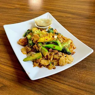 Pad See Ew w/ Shrimp