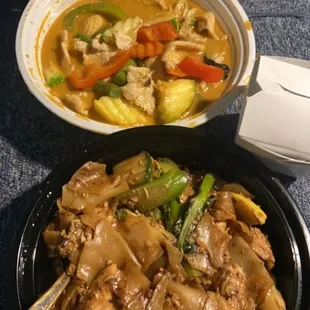 Pad see ew and pumpkin curry chicken yummyy