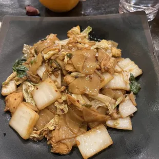 Pad Kee Mow (Lemongrass)
