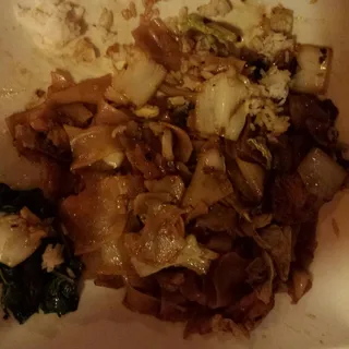 Pad Kee Mow (Lemongrass)