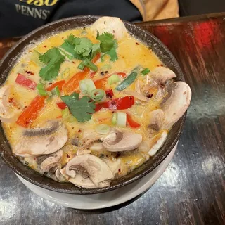 Tom Kah Soup (Galanga)