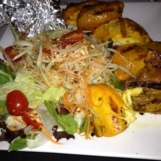 Grilled Chicken and Papaya Salad