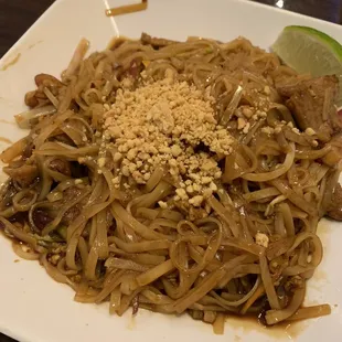 Beef pad Thai