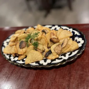 Silk Road Choyhona