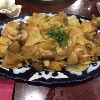 Homestyle Potatoes with Mushrooms