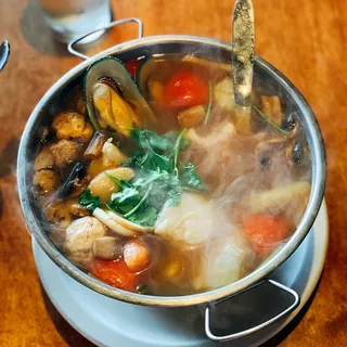 Seafood Lemongrass Soup (Tom Yum)