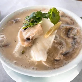 Shrimp Coconut Soup (Tom Kha)