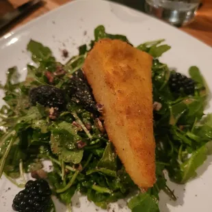 Dried fig and arugula salad with Brie.