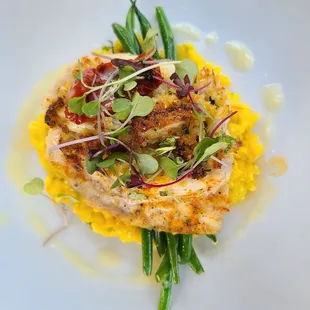 Red snapper with lump crab