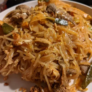 Pad Thai with beef