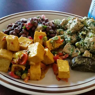 Gluten free options, vegan options, small gift shop inside, seating. tasty food, and it's healthy. in-house-made ice cream.