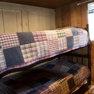 Sunny Point Cabin Bunk Bed