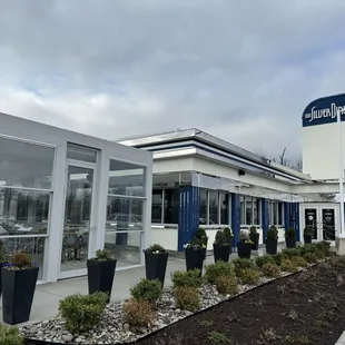 the front of the restaurant