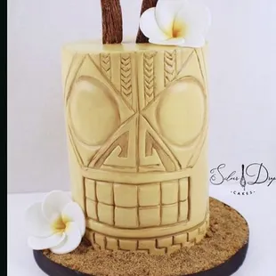 Tiki cake