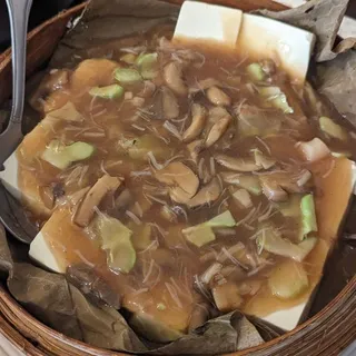 Braised Tofu with Dry Scallop & Enoki Mushroom