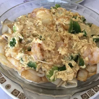 Prawns with Egg Chow Fun