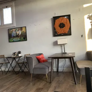 Love the Mr. Rogers photo they chose.