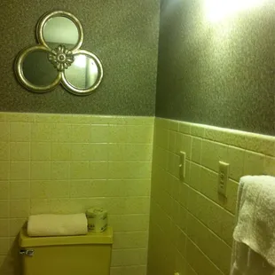 Bathroom decor in room#10