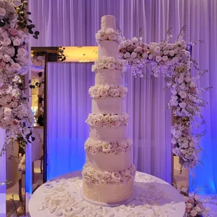 7 tier wedding cake