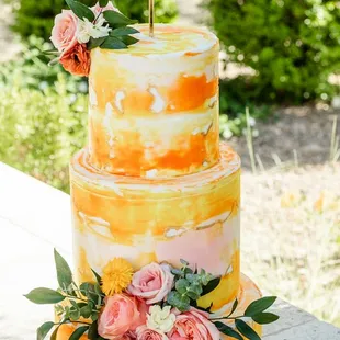 Watercolor wedding cake available for online ordering