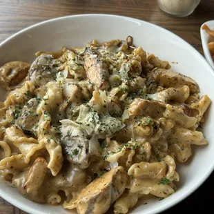 Cajun chicken and sausage pasta