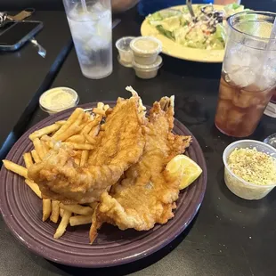 Fish fry, breading is very good and love the fry&apos;s