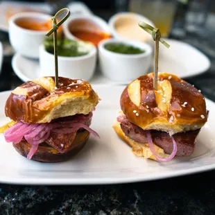 Half smoke sliders
