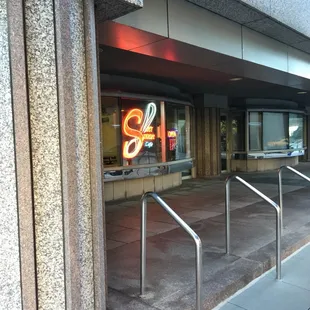 Convenient to local hotels.