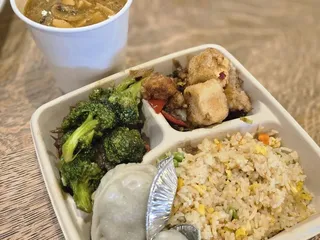 Dumpling Kitchen Express