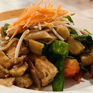 Spicy Drunken Noodles or Spicy Crazy Noodles or Pad Kee Mao

Featuring Spicy Drunken Noodles with Tofu.