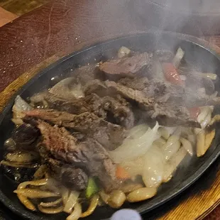 Sizzlin&apos; Steak Fajitas