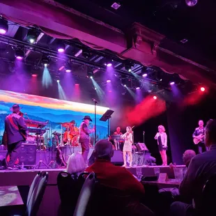 Silver Star Theater True Country Show