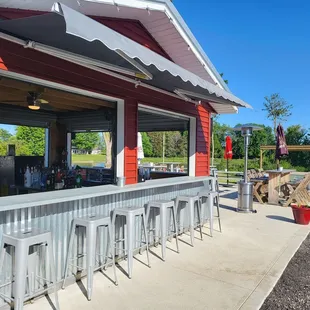 The Pressbox Patio Bar &amp; Stage @ Silver Top Sports Bar &amp; Grill!