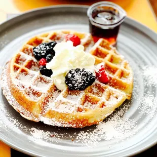 Belgium Waffle (weekend brunch)