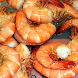 a tray of cooked shrimp