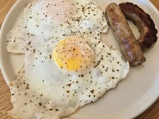 Honeybee Bruncherie