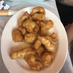 a plate of fried food