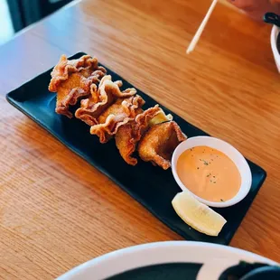 Gyoza (fried) / $6.50