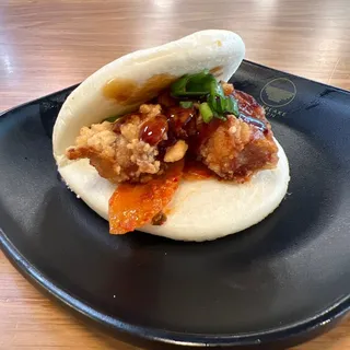 Spicy Chicken Bun