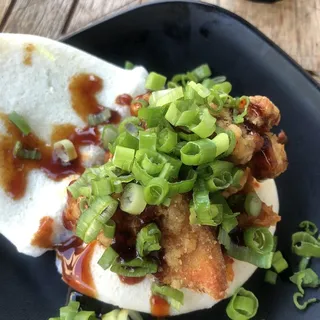 Spicy Chicken Bun
